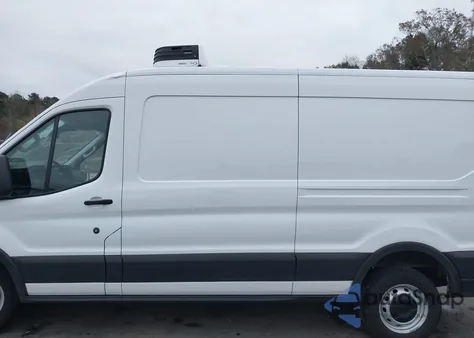 2023 Ford Transit-250 из США, поврежденный, VIN 1FTBR1C82PKB17177